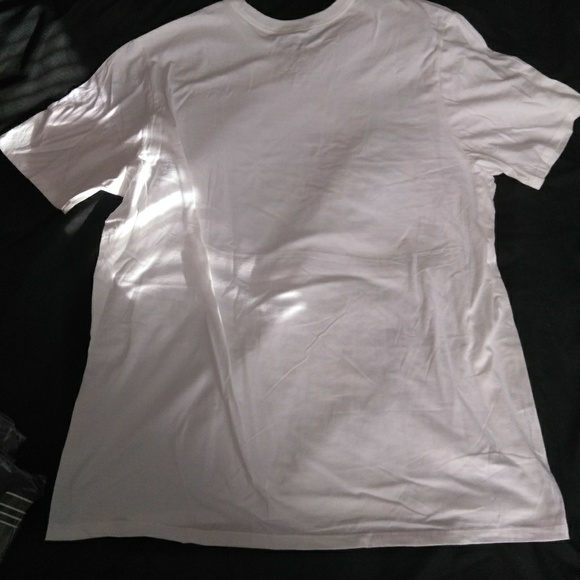 Hurley XL t-shirt - Picture 2 of 4